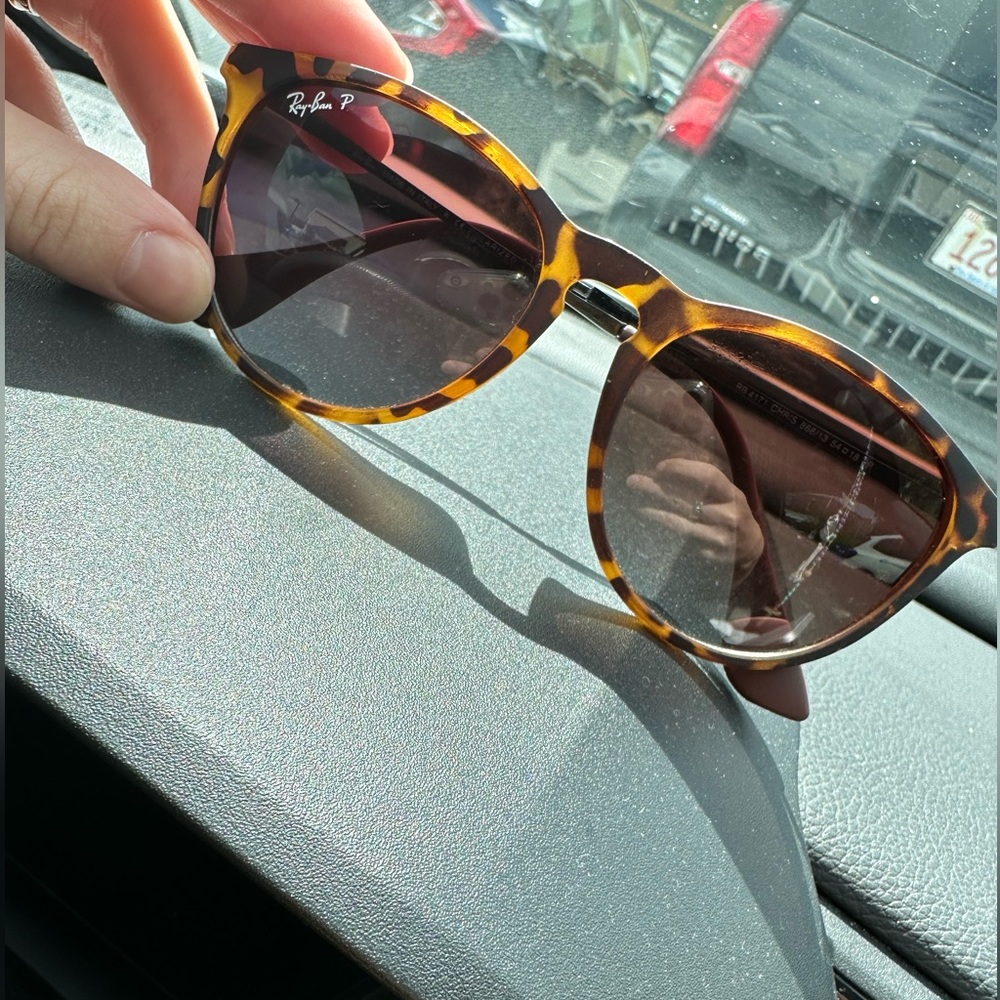 Authentic Ray Bans in Great Condition!
